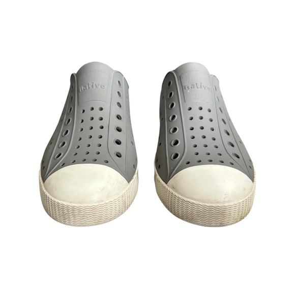 Native Jefferson Child in Pigeon Gray - Picture 6 of 10